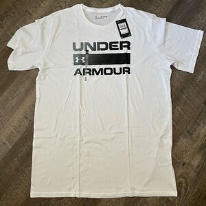 Under Armour Team Issue Logo Tee-Size‎ 2XL Tall